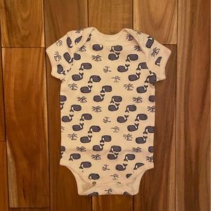 NWOT Roller Rabbit Moby Whale Print Onesie 0-3mo